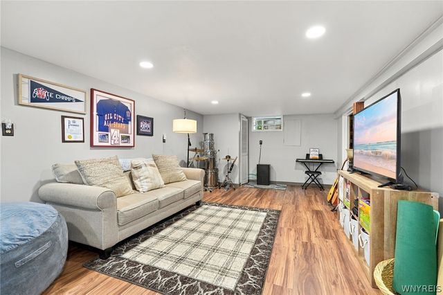 19 Pheasant Run, Lancaster, NY 14086