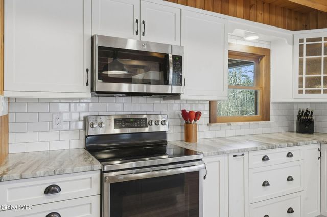 101 Turner Park Lane, Glenville, NY 12302