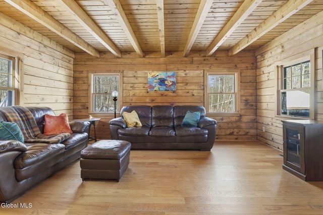 101 Turner Park Lane, Glenville, NY 12302