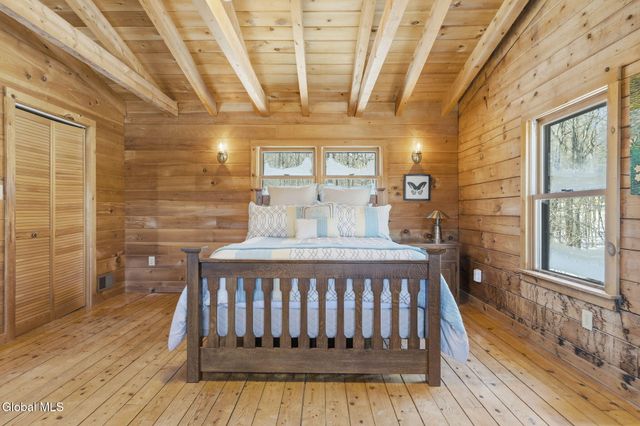 101 Turner Park Lane, Glenville, NY 12302