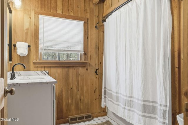 101 Turner Park Lane, Glenville, NY 12302