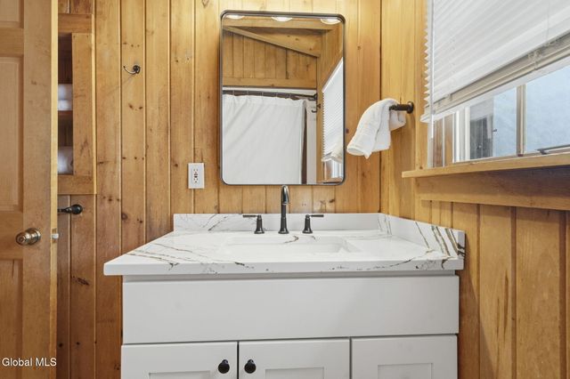 101 Turner Park Lane, Glenville, NY 12302