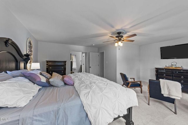 4624 Holly Brook Drive, Apex, NC 27539