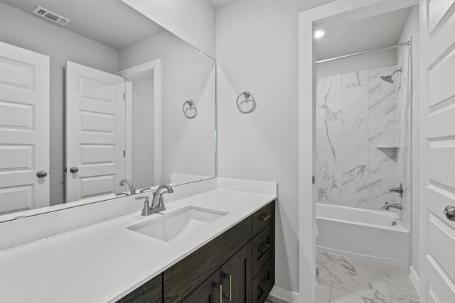 2705 Sage Ranch DR 25, Leander, TX 78641