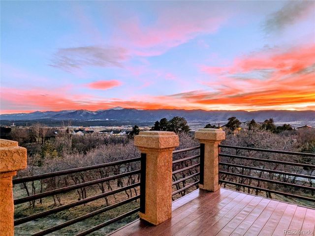 390 Scrub Oak Cir, Monument, CO 80132