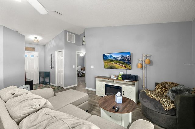 55 UHL PATH, Palm Coast, FL 32164