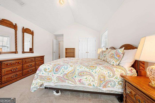 953 Natural Brook Trail, Lawrenceville, GA 30045