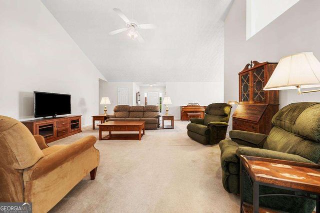 953 Natural Brook Trail, Lawrenceville, GA 30045