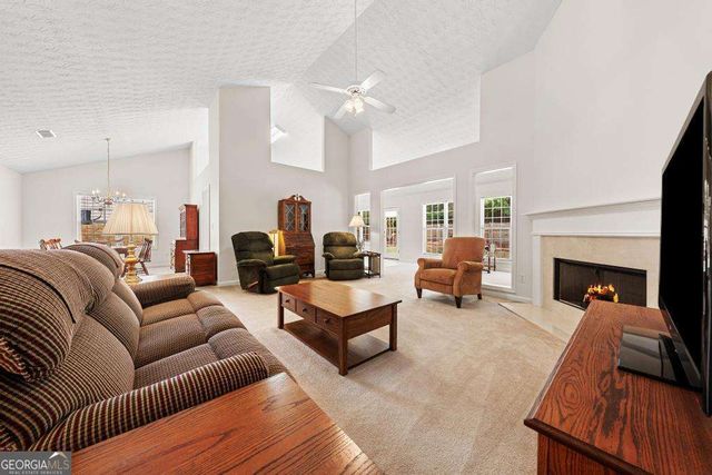 953 Natural Brook Trail, Lawrenceville, GA 30045