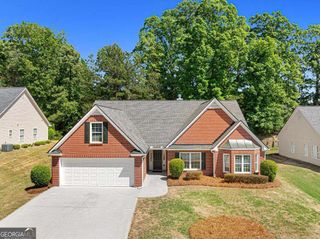 953 Natural Brook Trail, Lawrenceville, GA 30045