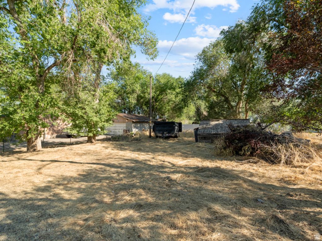 1811 SHEPARD LN, Lake Point, UT 84074 — exterior