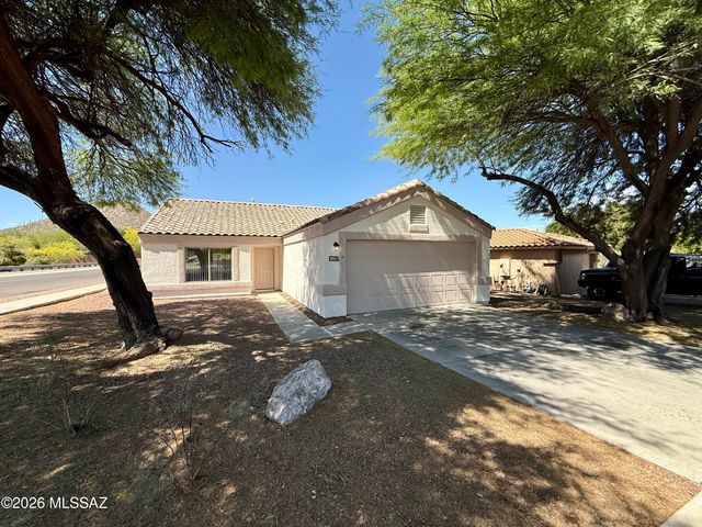 2574 W Southern Star Drive, Tucson, AZ 85713