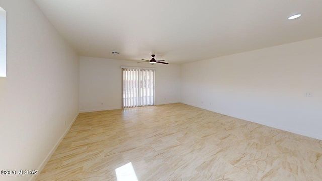 2574 W Southern Star Drive, Tucson, AZ 85713