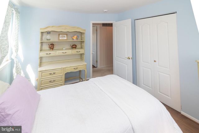 832 COTSWOLD RD, Somerdale, NJ 08083