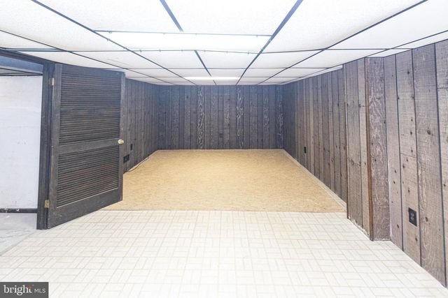 832 COTSWOLD RD, Somerdale, NJ 08083