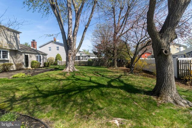 832 COTSWOLD RD, Somerdale, NJ 08083