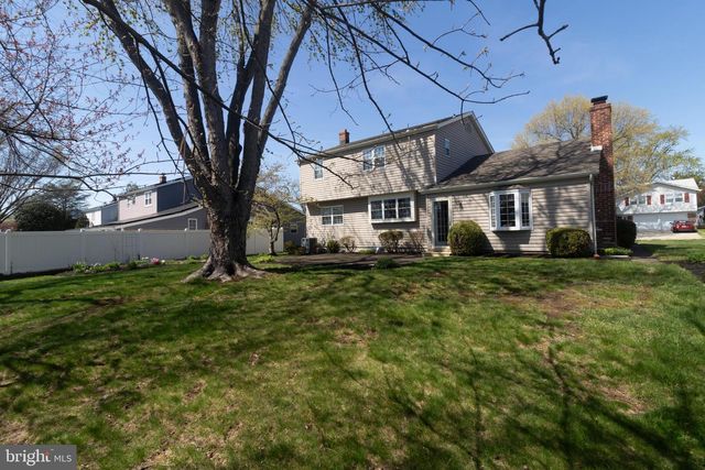 832 COTSWOLD RD, Somerdale, NJ 08083
