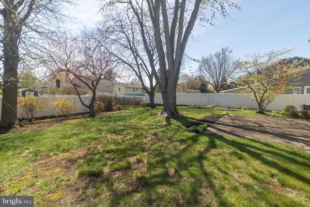 832 COTSWOLD RD, Somerdale, NJ 08083