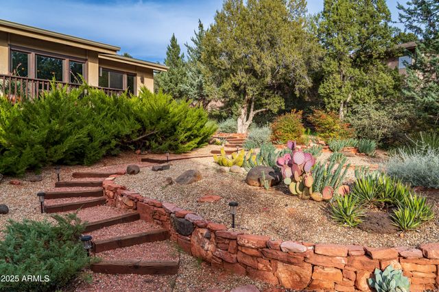 99 Juniper Trail, Sedona, AZ 86336