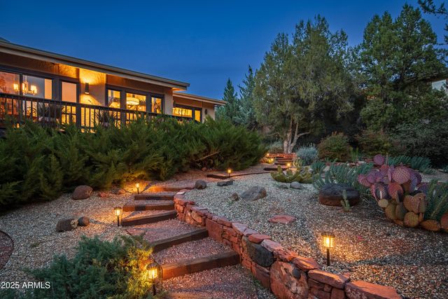99 Juniper Trail, Sedona, AZ 86336