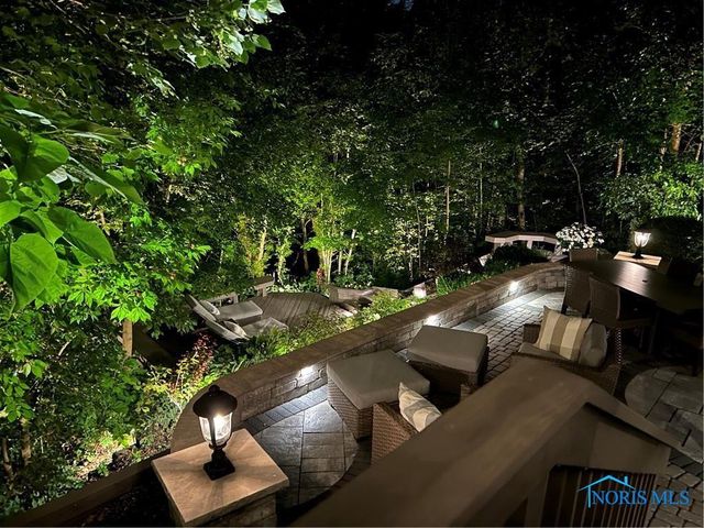 3339 Swan Ridge Lane, Maumee, OH 43537