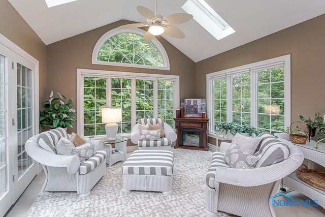 3339 Swan Ridge Lane, Maumee, OH 43537