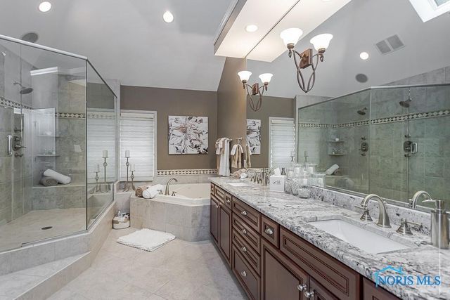 3339 Swan Ridge Lane, Maumee, OH 43537