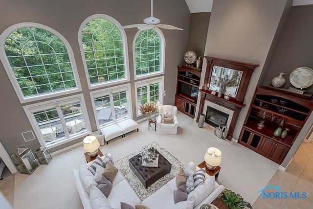 3339 Swan Ridge Lane, Maumee, OH 43537