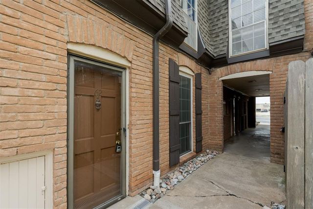 6000 N Brookline Avenue 62, Oklahoma City, OK 73112