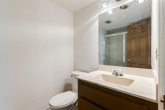 6000 N Brookline Avenue 62, Oklahoma City, OK 73112