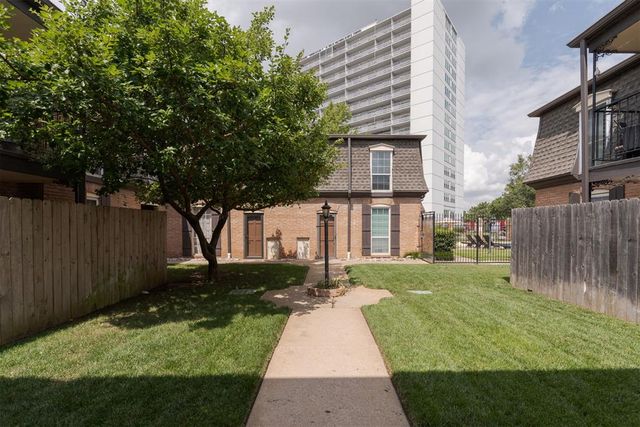 6000 N Brookline Avenue 62, Oklahoma City, OK 73112