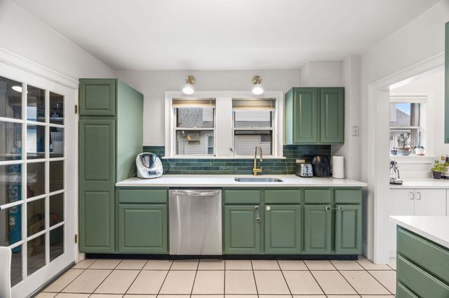 20 Silk St 2, Arlington, MA 02474