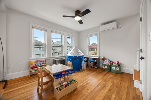 20 Silk St 2, Arlington, MA 02474