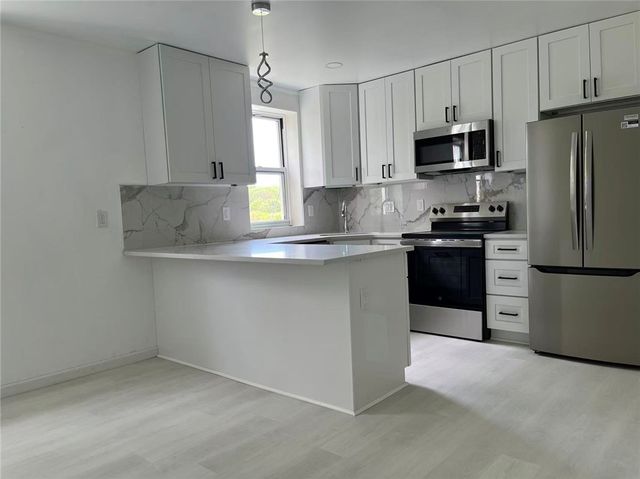 23 Oakland Sq 3, Oakland, PA 15213