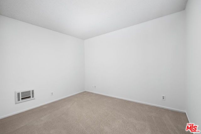355 S Los Robles Avenue 210, Pasadena, CA 91101