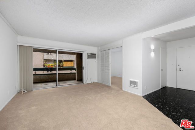 355 S Los Robles Avenue 210, Pasadena, CA 91101