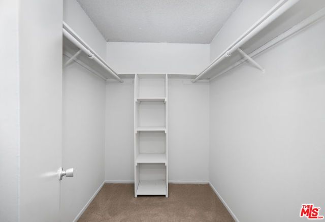 355 S Los Robles Avenue 210, Pasadena, CA 91101