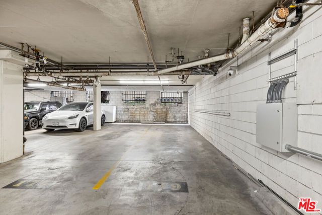 355 S Los Robles Avenue 210, Pasadena, CA 91101