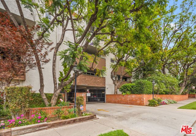 355 S Los Robles Avenue 210, Pasadena, CA 91101