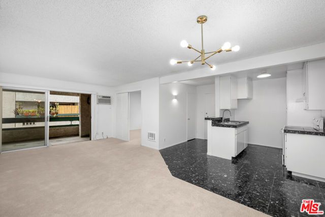 355 S Los Robles Avenue 210, Pasadena, CA 91101