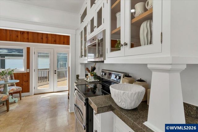 5224 Gaffin Rd SE, Salem, OR 97317