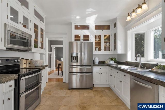 5224 Gaffin Rd SE, Salem, OR 97317