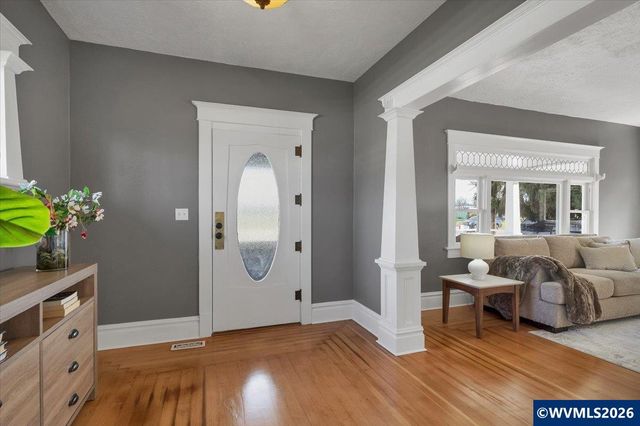 5224 Gaffin Rd SE, Salem, OR 97317