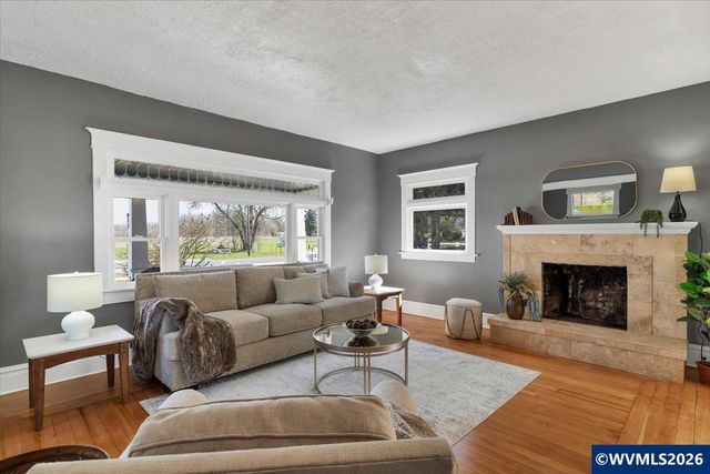 5224 Gaffin Rd SE, Salem, OR 97317