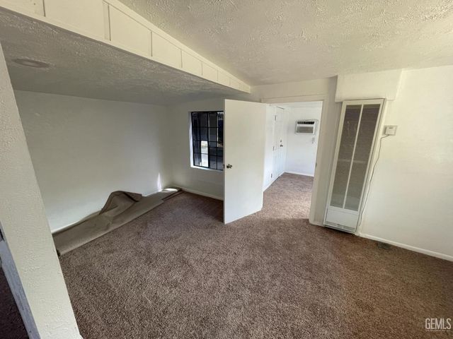 931 Texas Street, Bakersfield, CA 93307