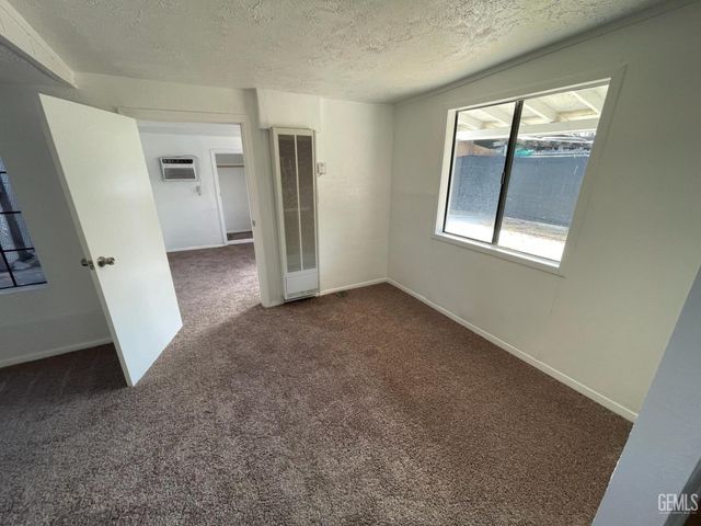 931 Texas Street, Bakersfield, CA 93307