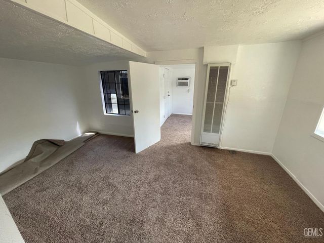 931 Texas Street, Bakersfield, CA 93307