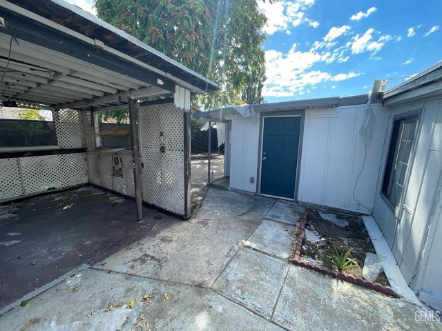 931 Texas Street, Bakersfield, CA 93307