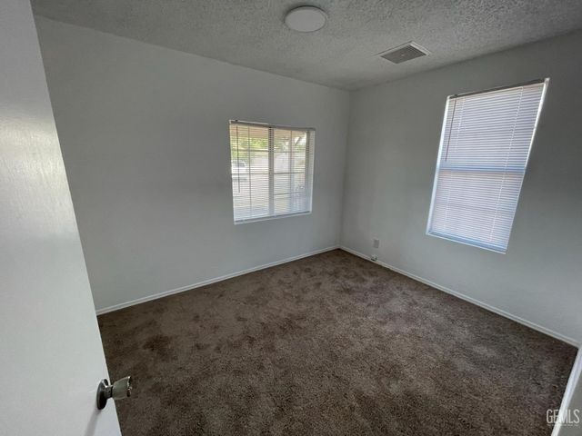 931 Texas Street, Bakersfield, CA 93307