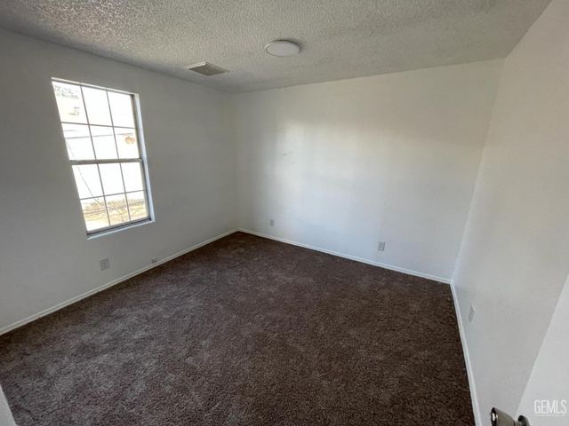 931 Texas Street, Bakersfield, CA 93307